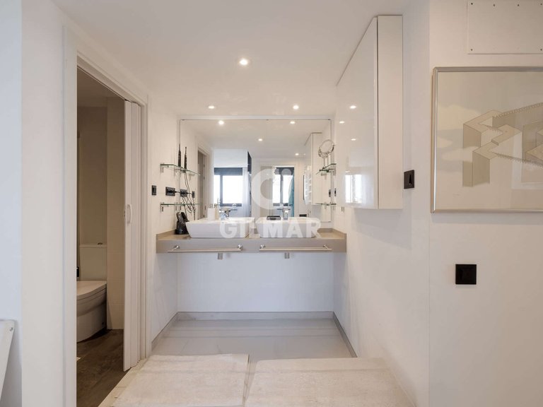 Penthouse for Sale in Estepona, Malaga 26