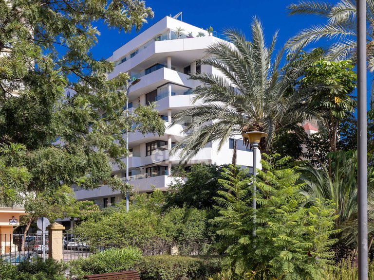 Penthouse for Sale in Estepona, Malaga 4