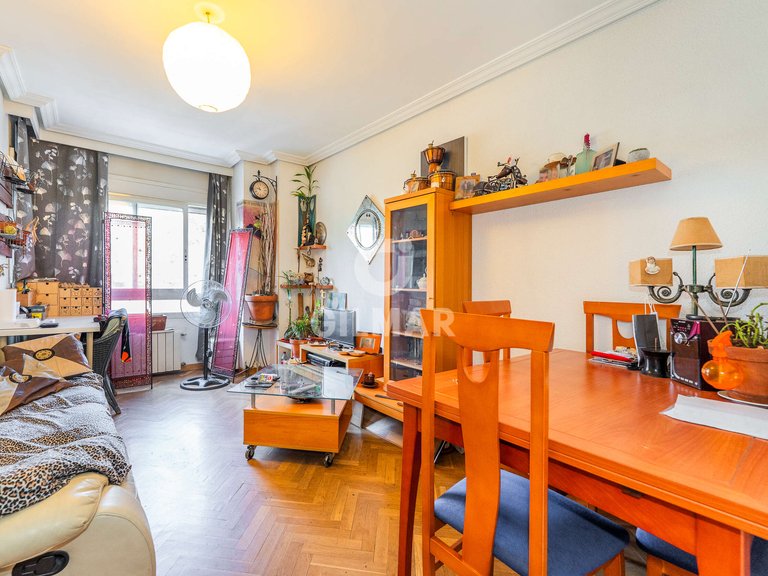 Apartment for Sale in Madrid, Madrid 5
