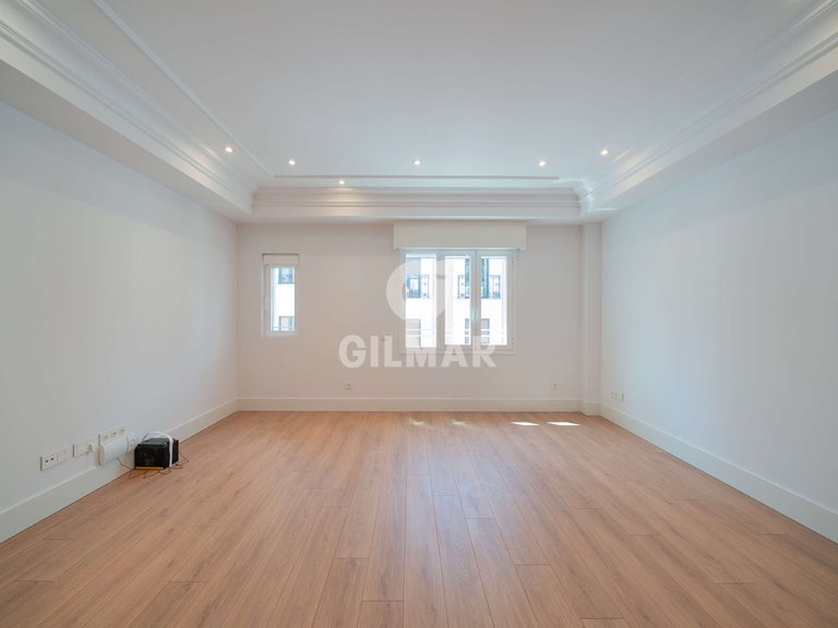 Apartment for Rent in Madrid, Madrid 7
