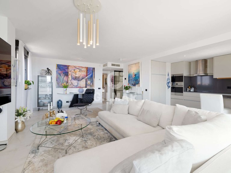 Penthouse for Sale in Estepona, Malaga 13