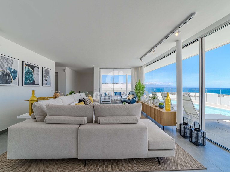 Villa for Sale in Adeje, Tenerife 4