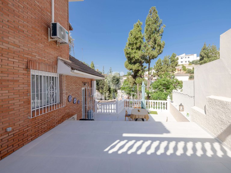 Villa for Sale in MÁlaga, Malaga 2