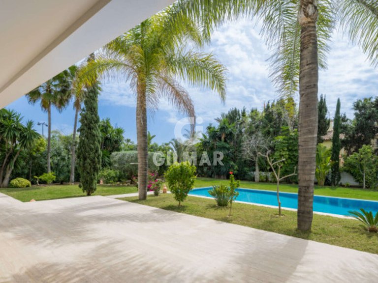 Villa for Sale in Atalaya Isdabe, Malaga 29