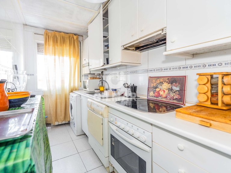 Apartment for Sale in Madrid, Madrid 17