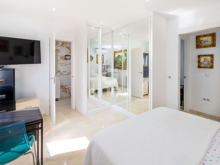 Apartment for Sale in Marbella, Malaga 21