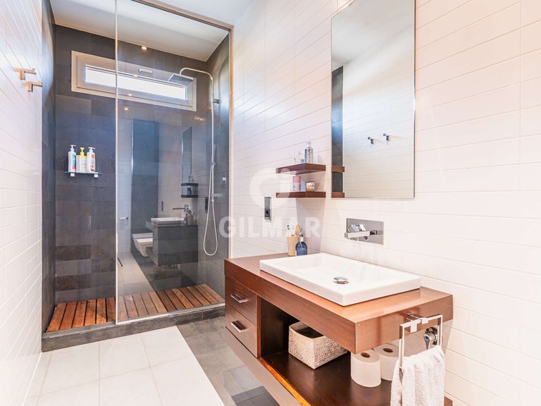 Town House for Sale in Madrid, Madrid 29