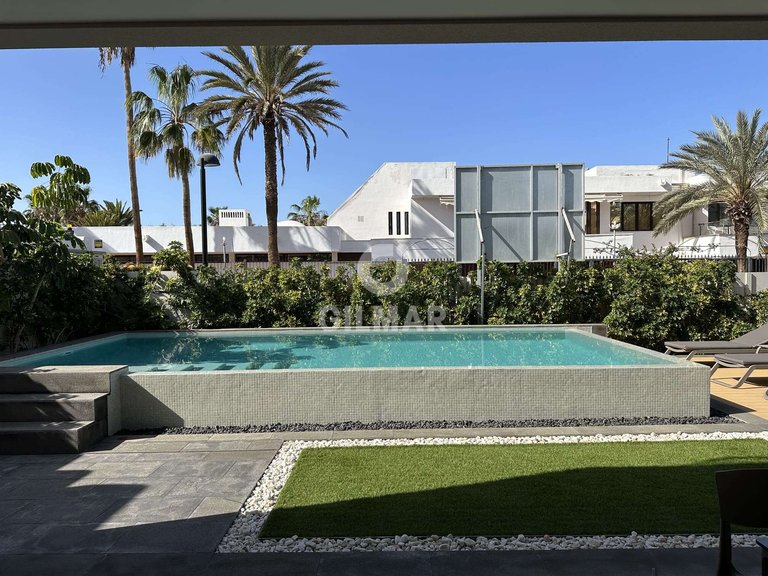Villa for Sale in Playa De La AmÉricas, Tenerife 3
