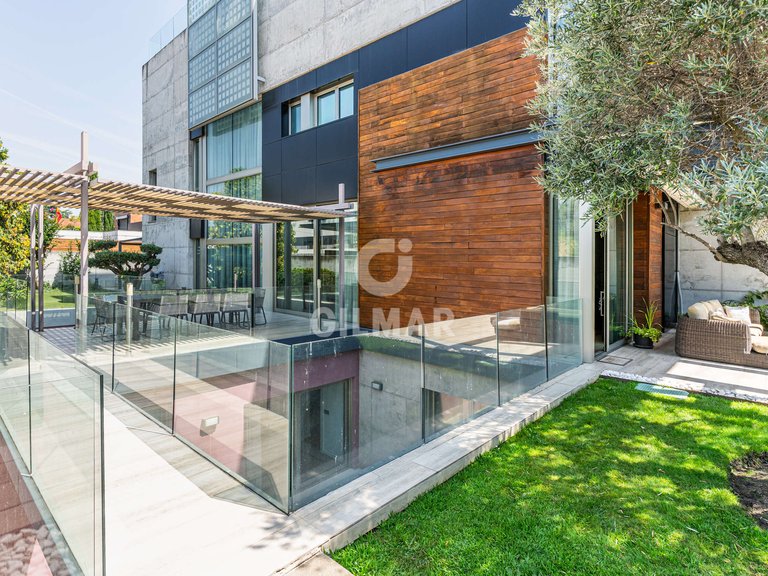 Town House for Sale in Madrid, Madrid 36