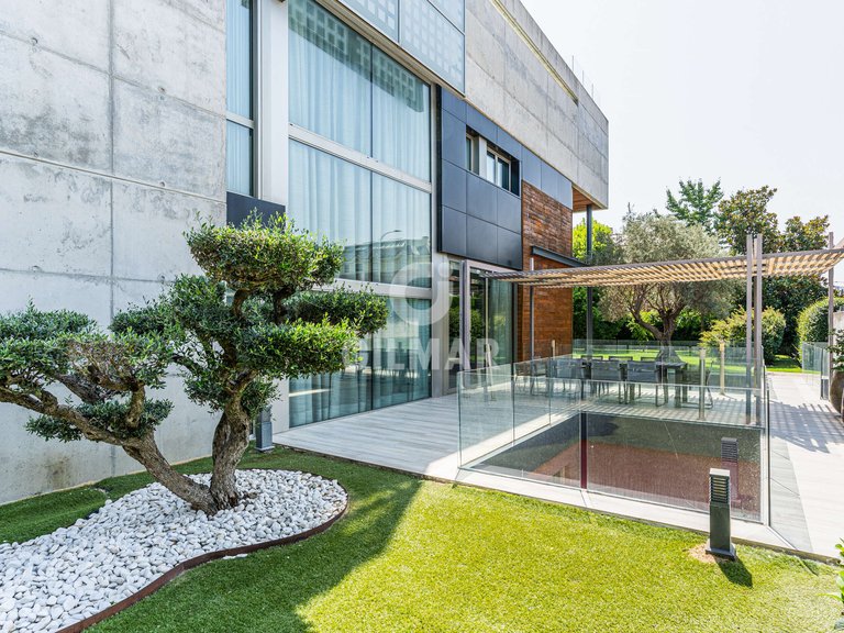 Town House for Sale in Madrid, Madrid 1