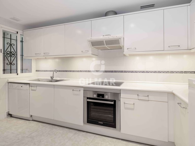 Apartment for Sale in Marbella, Malaga 12
