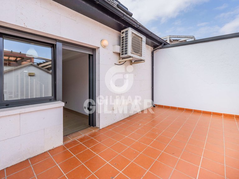 Penthouse for Sale in Madrid, Madrid 35