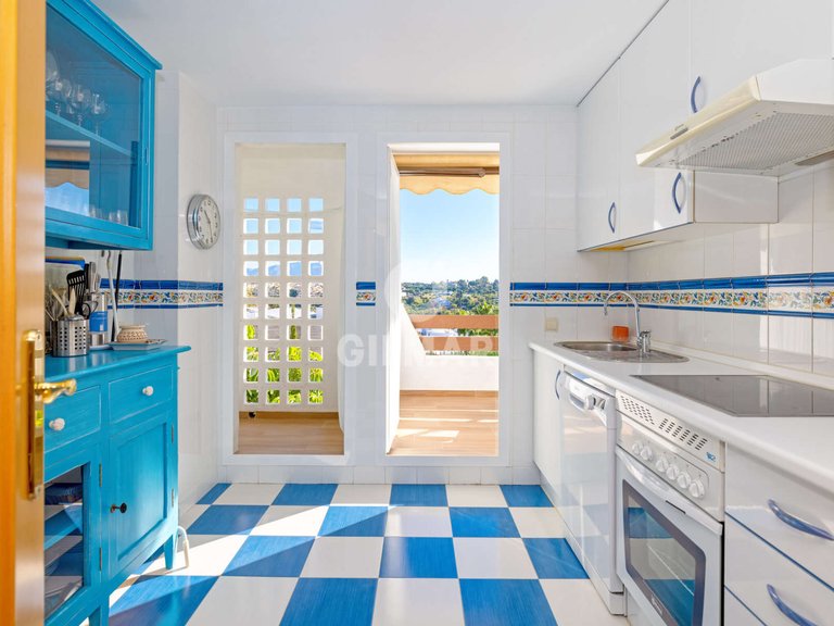 Apartment for Sale in Estepona, Malaga 10