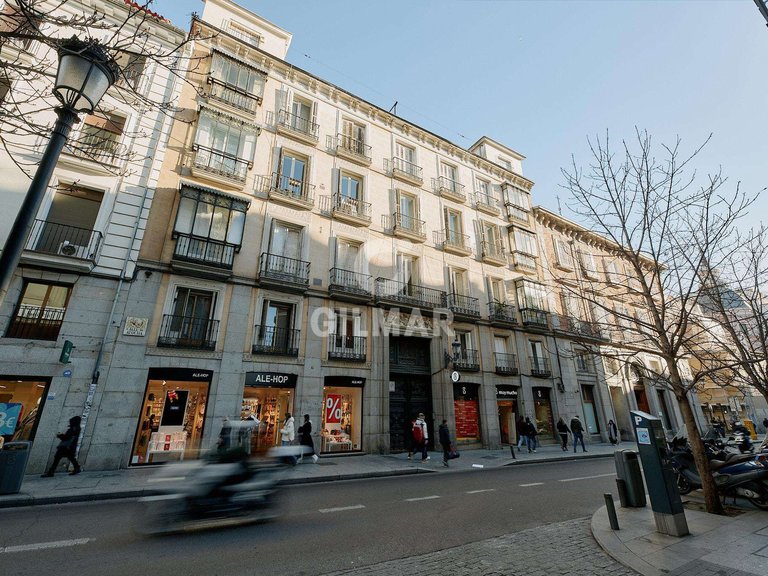 Apartment for Sale in Madrid, Madrid 3