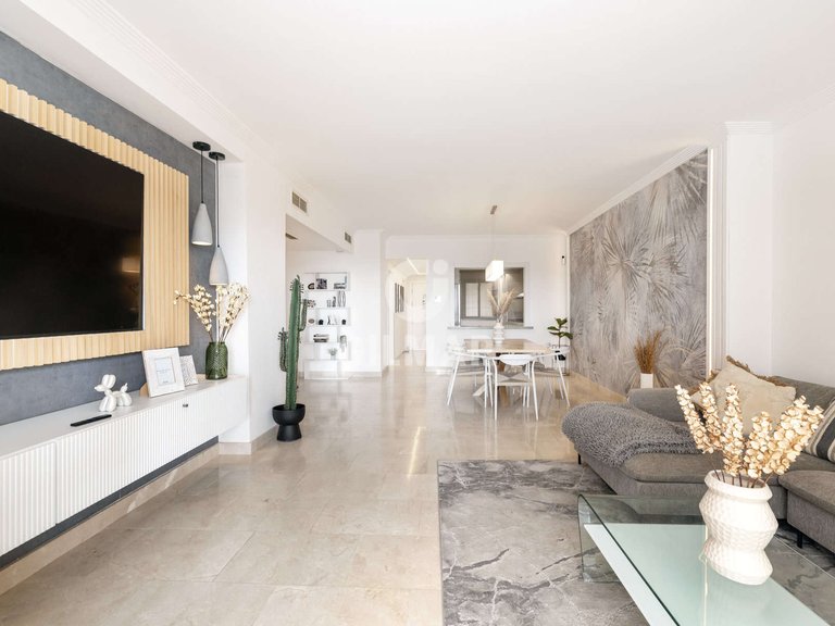 Apartment for Sale in Estepona, Malaga 7