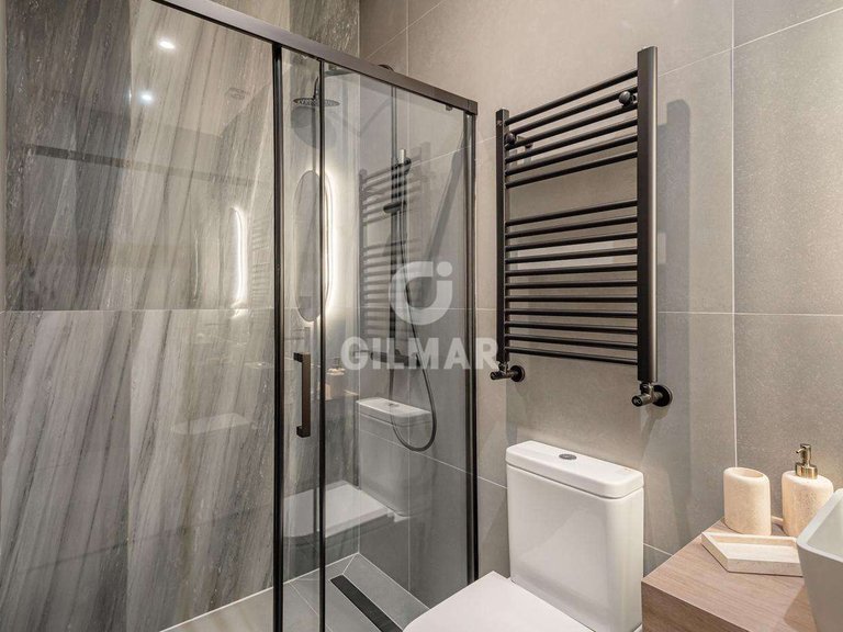 Apartment for Sale in Madrid, Madrid 8