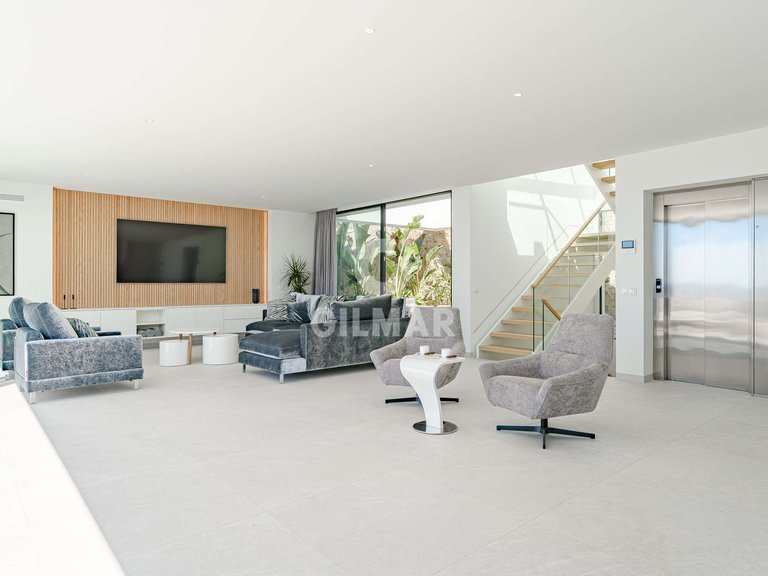 Villa for Sale in Costa Adeje, Tenerife 12