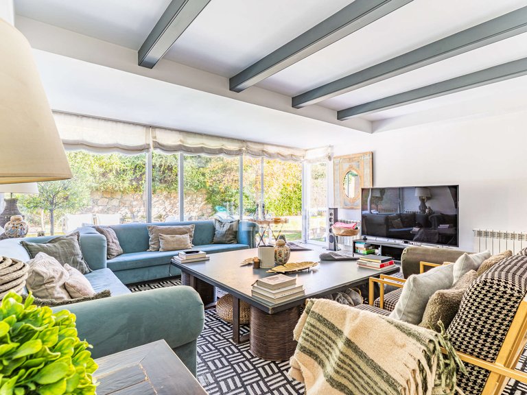 Town House for Sale in Madrid, Madrid 8