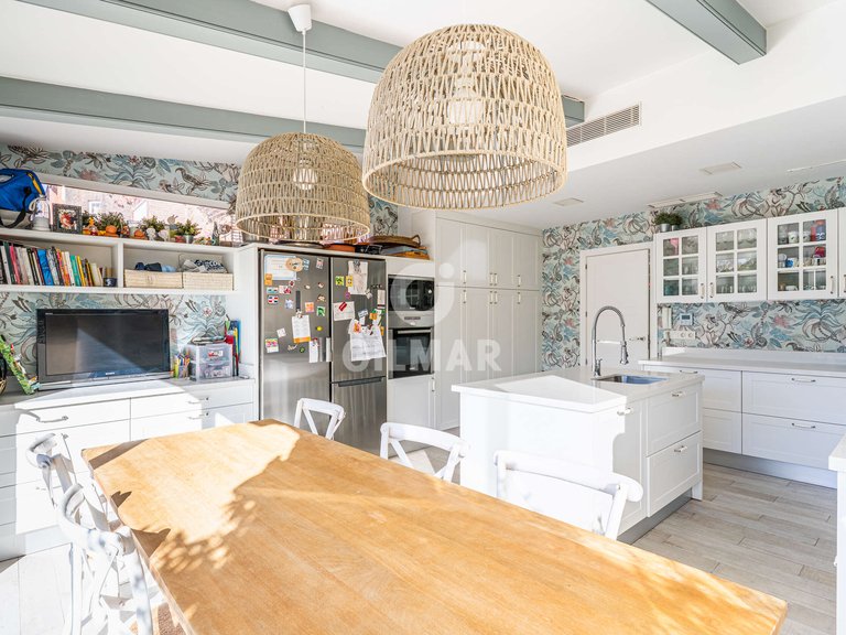 Town House for Sale in Madrid, Madrid 13