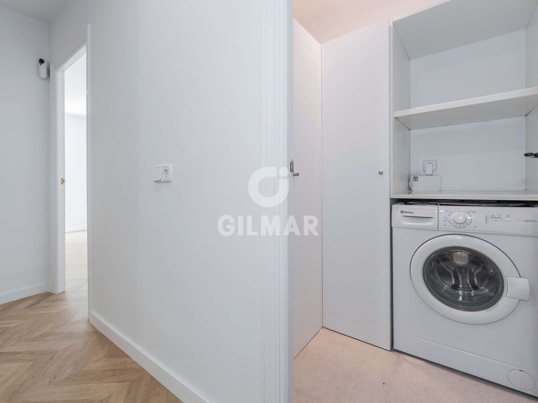 Apartment for Sale in Madrid, Madrid 17