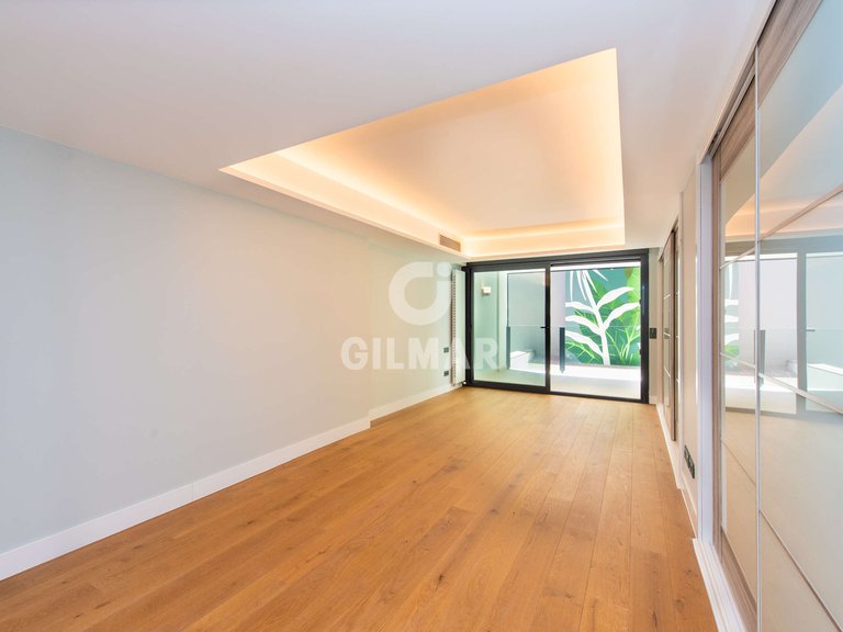 Apartment for Sale in Madrid, Madrid 16
