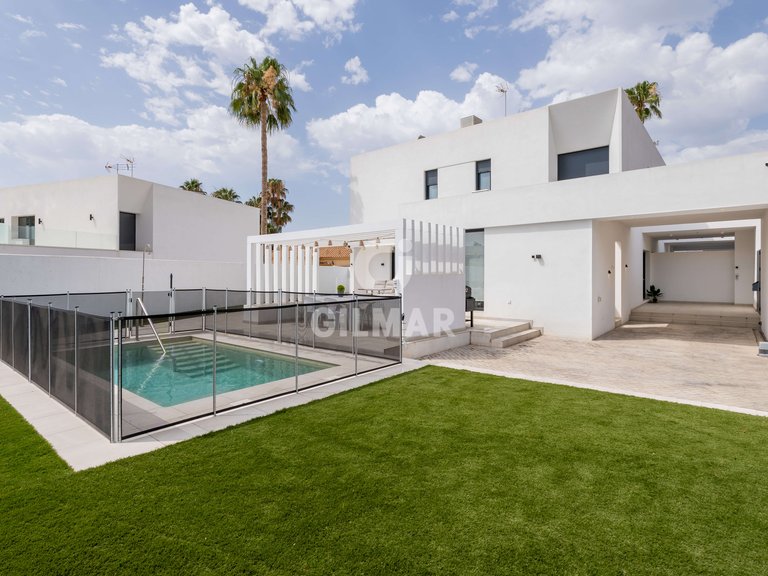 Villa for Rent in Torremolinos, Malaga 1