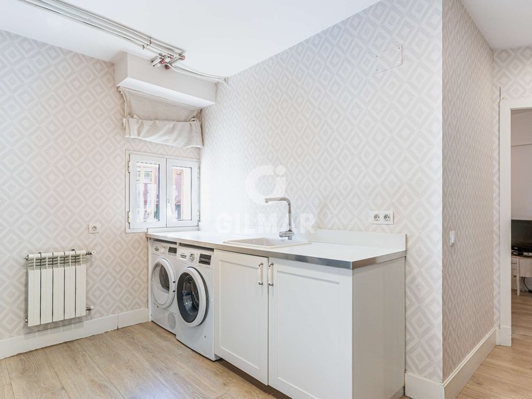 Town House for Sale in Madrid, Madrid 29