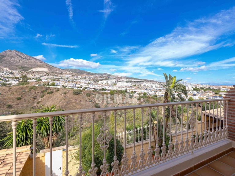 Villa for Sale in BenalmÁdena, Malaga 47