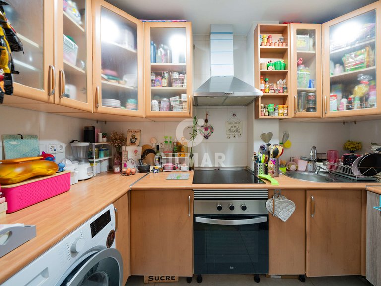Apartment for Sale in Madrid, Madrid 18
