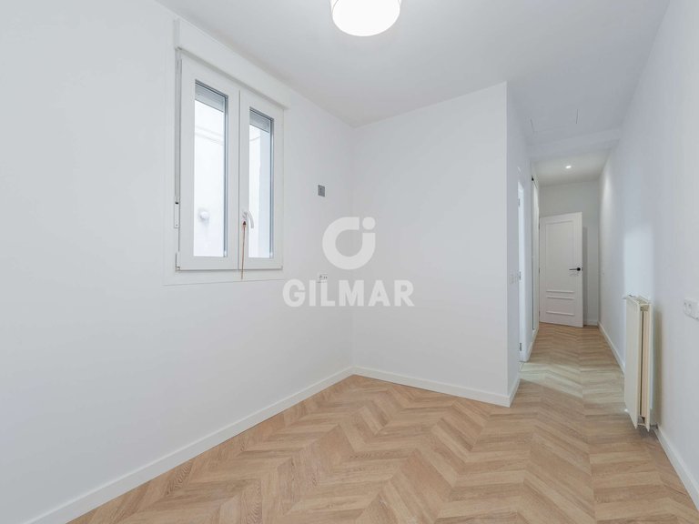 Apartment for Sale in Madrid, Madrid 24