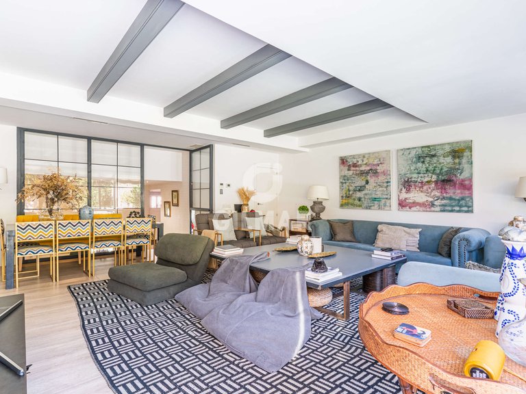 Town House for Sale in Madrid, Madrid 5
