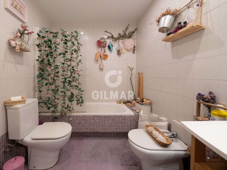 Apartment for Sale in Madrid, Madrid 16