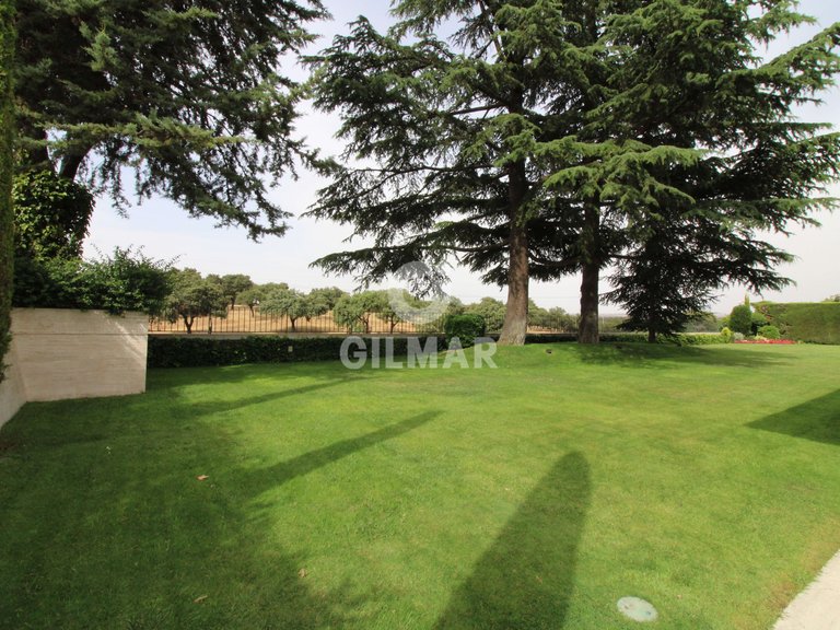 Villa for Sale in Madrid, Madrid 2