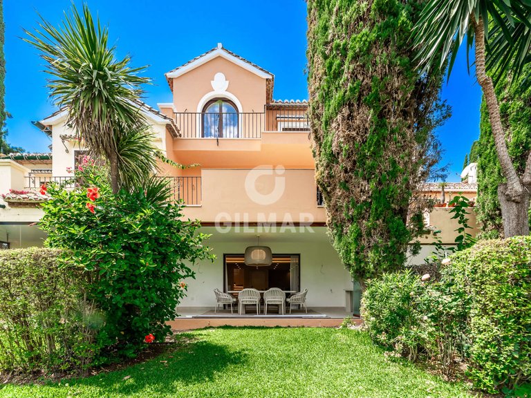 Town House for Sale in MÁlaga, Malaga 1