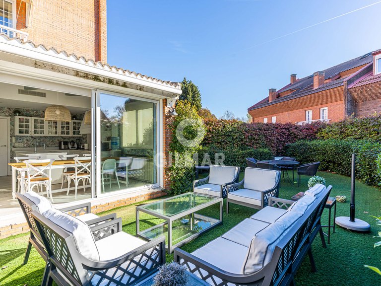 Town House for Sale in Madrid, Madrid 15