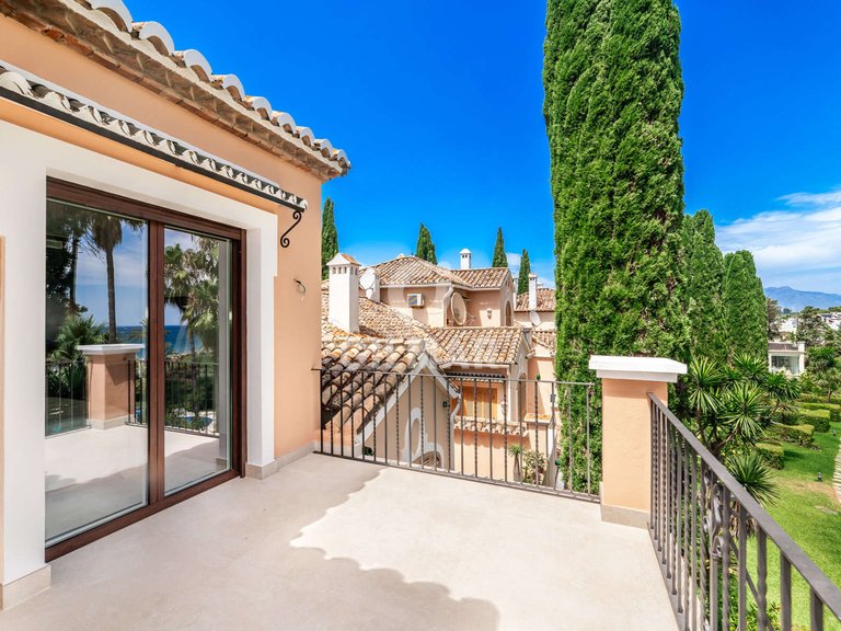Town House for Sale in MÁlaga, Malaga 13