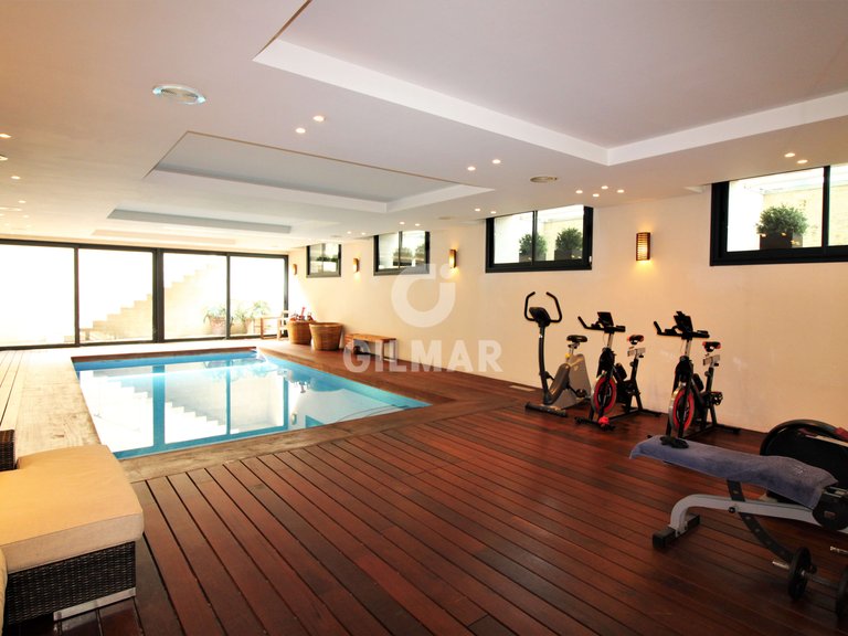 Villa for Sale in Madrid, Madrid 21