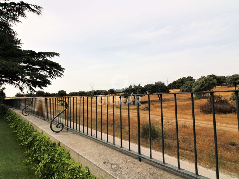 Villa for Sale in Madrid, Madrid 33