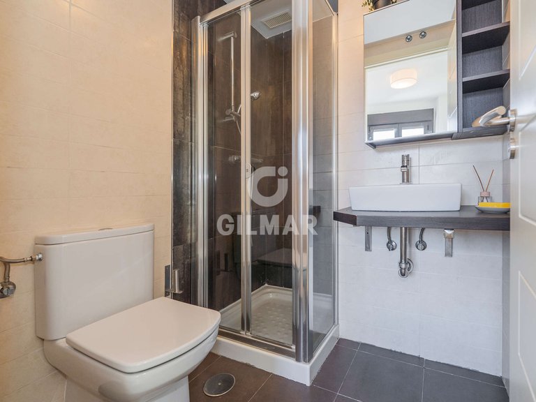 Apartment for Sale in Madrid, Madrid 16