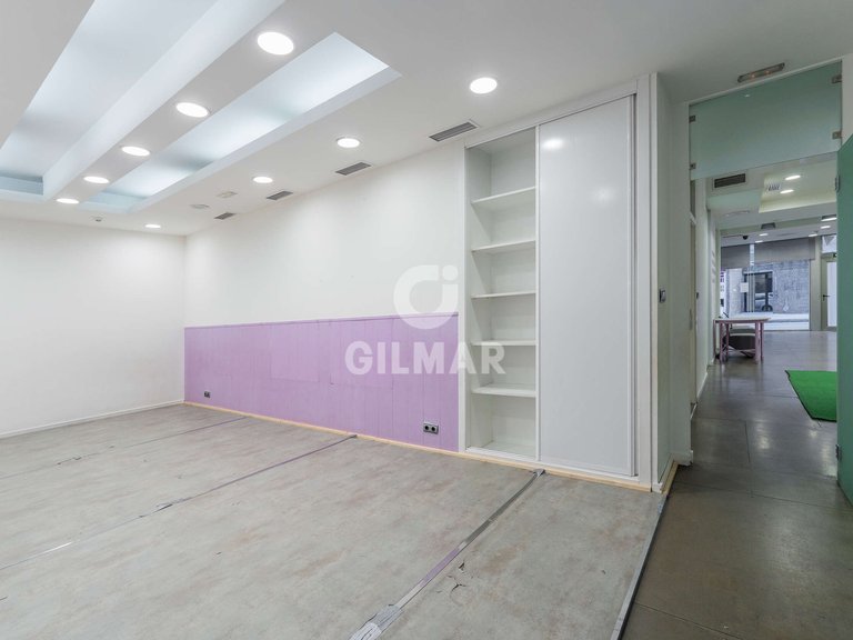 Commercial for Sale in Madrid, Madrid 12