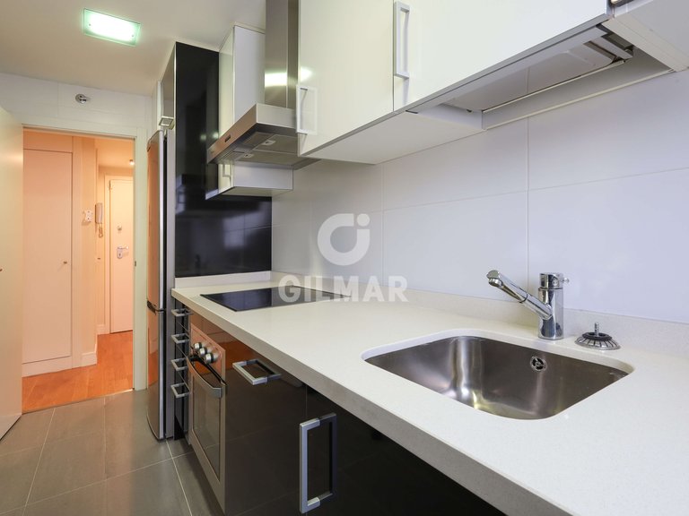 Apartment for Sale in Madrid, Madrid 11
