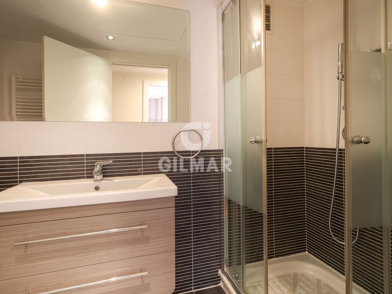 Apartment for Sale in Madrid, Madrid 28