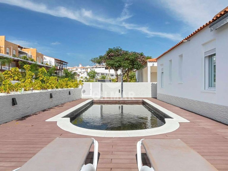 Villa for Sale in Amarilla Golf, Tenerife 27