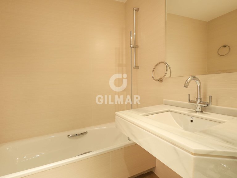 Apartment for Sale in Madrid, Madrid 23