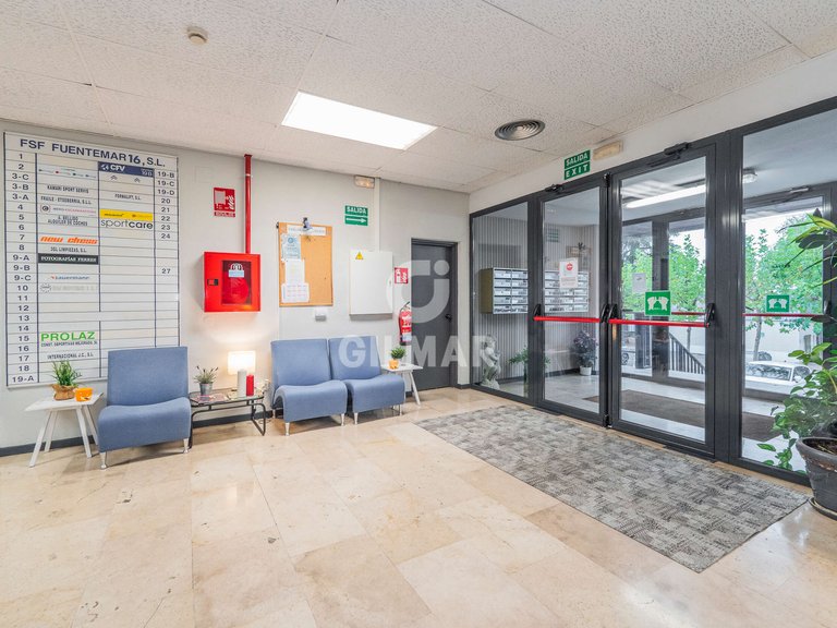 Commercial for Sale in Coslada, Madrid 4