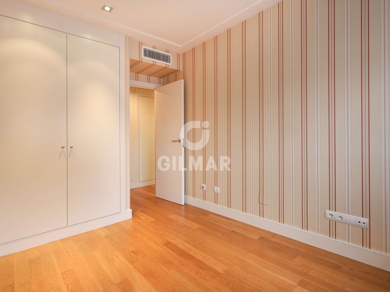 Apartment for Sale in Madrid, Madrid 27