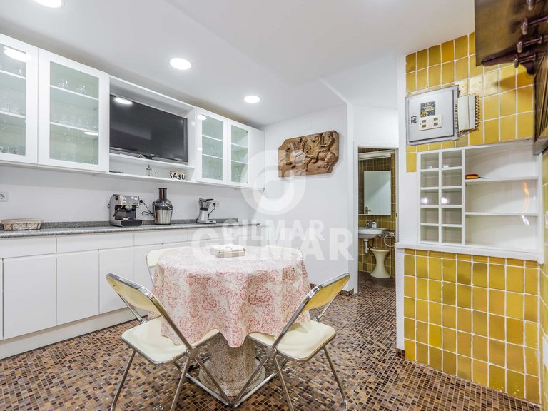 Apartment for Sale in Madrid, Madrid 13