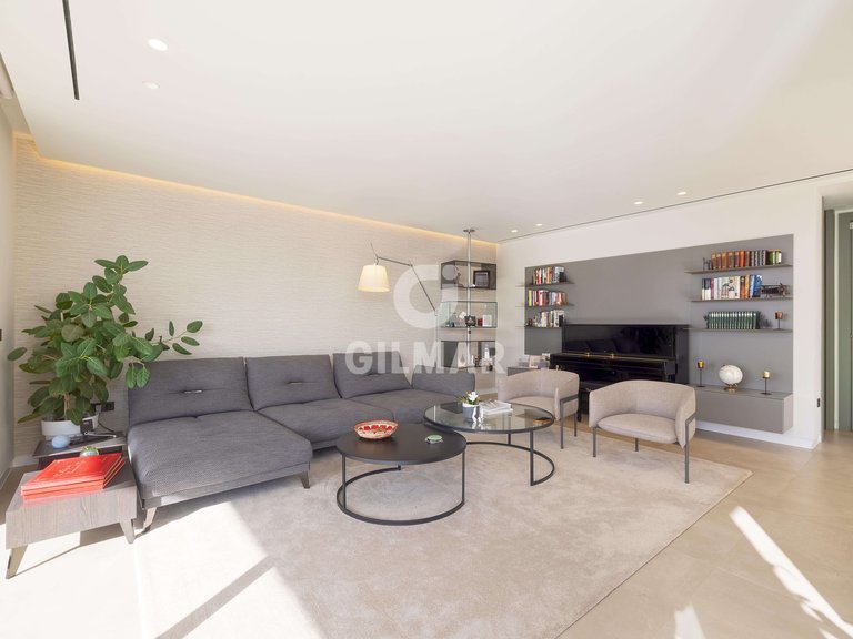 Villa for Sale in MÁlaga, Malaga 35
