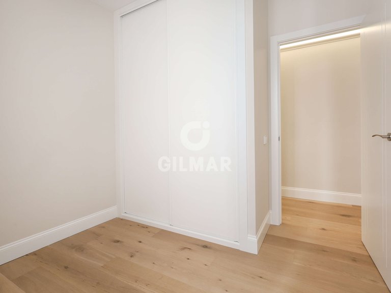 Apartment for Sale in Madrid, Madrid 22