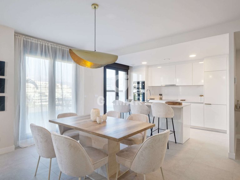 Penthouse for Sale in Estepona, Malaga 16